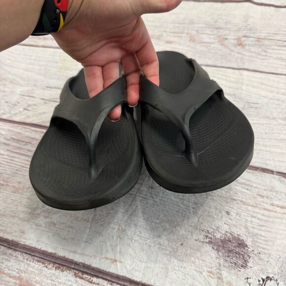 OOFOS womens Unisex Ooriginal Thong Flip-flop EU 41 Men’s 8 Women’s 10 Black - Picture 5 of 7